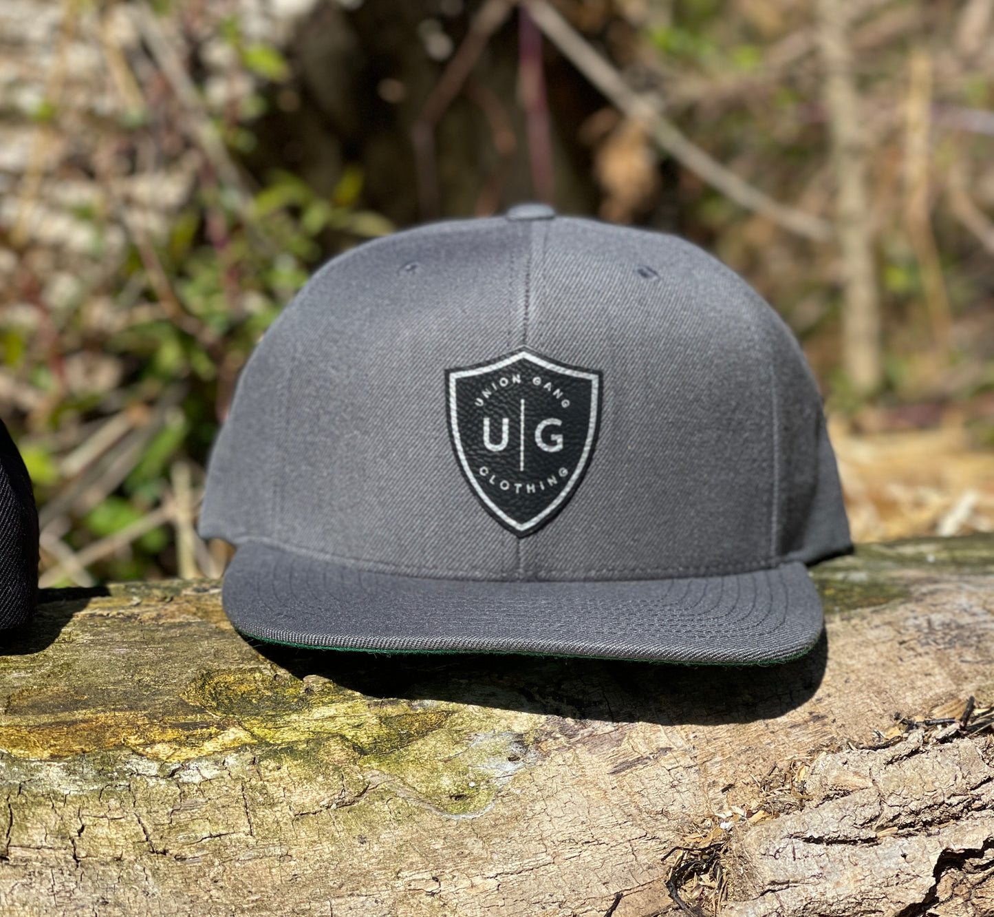 MENS UNION GNAG SHIELD SNAP BACK HAT